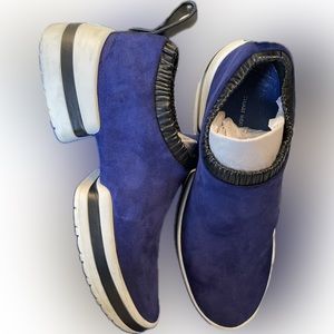 Stuart Weitzman maritime suede shoes